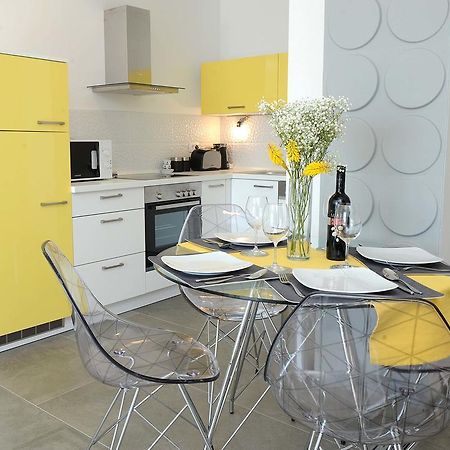 Apartment Livingstone Rijeka Bagian luar foto