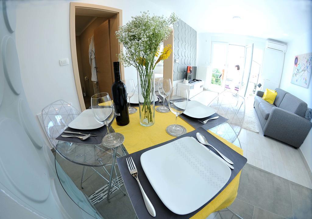 Apartment Livingstone Rijeka Bagian luar foto